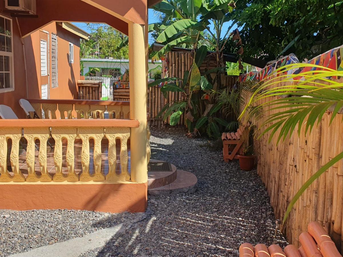 Mesmerize Guest House Port Antonio Exterior photo