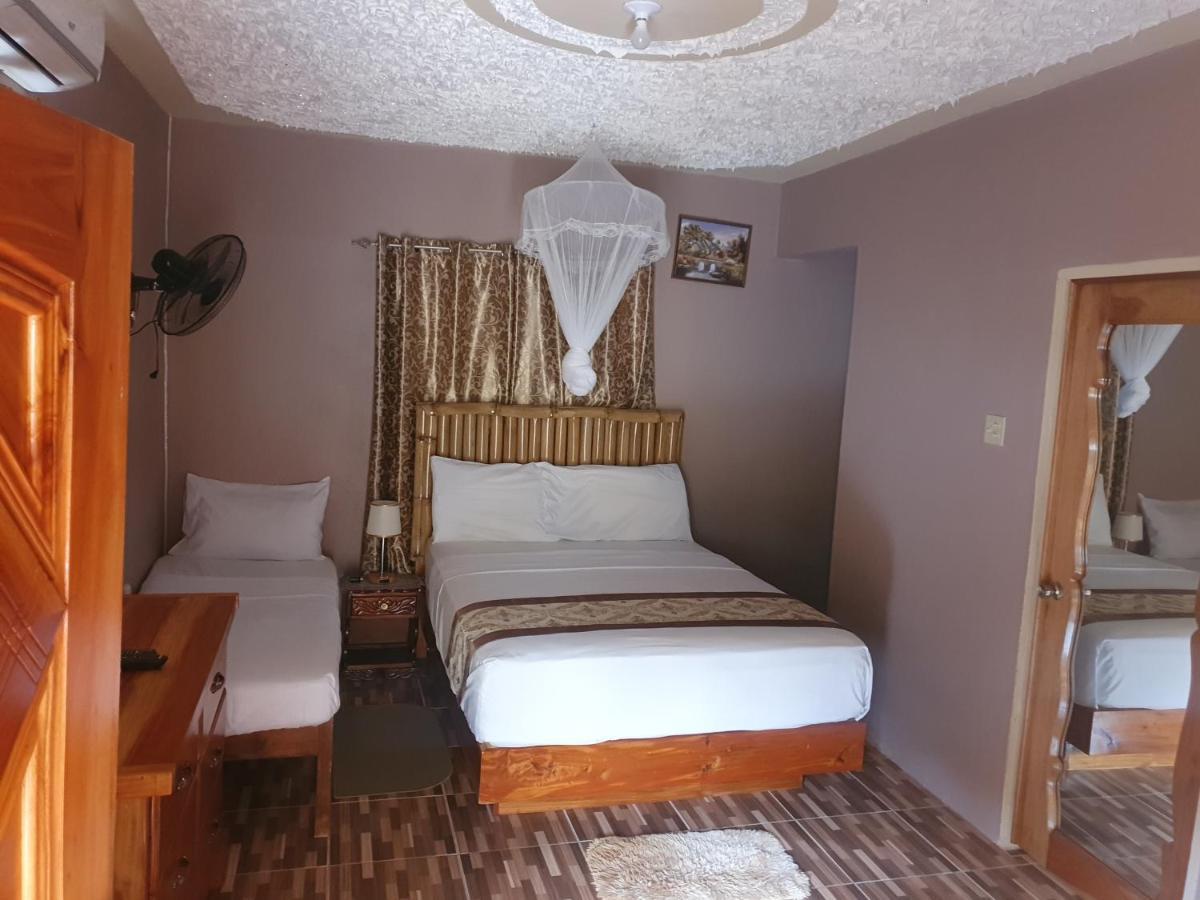 Mesmerize Guest House Port Antonio Exterior photo